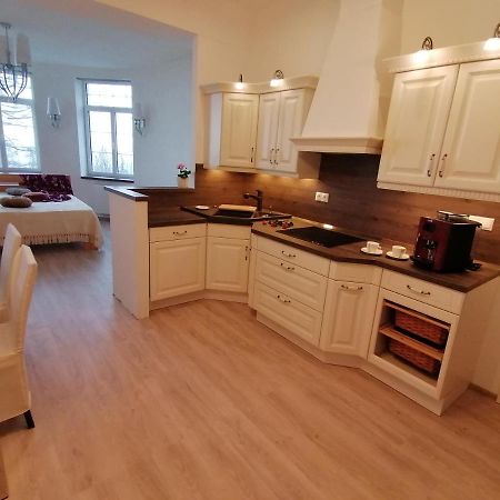 Apartman Ostry Vrsok V Starom Smokovci Apartment Vysoke Tatry Ngoại thất bức ảnh