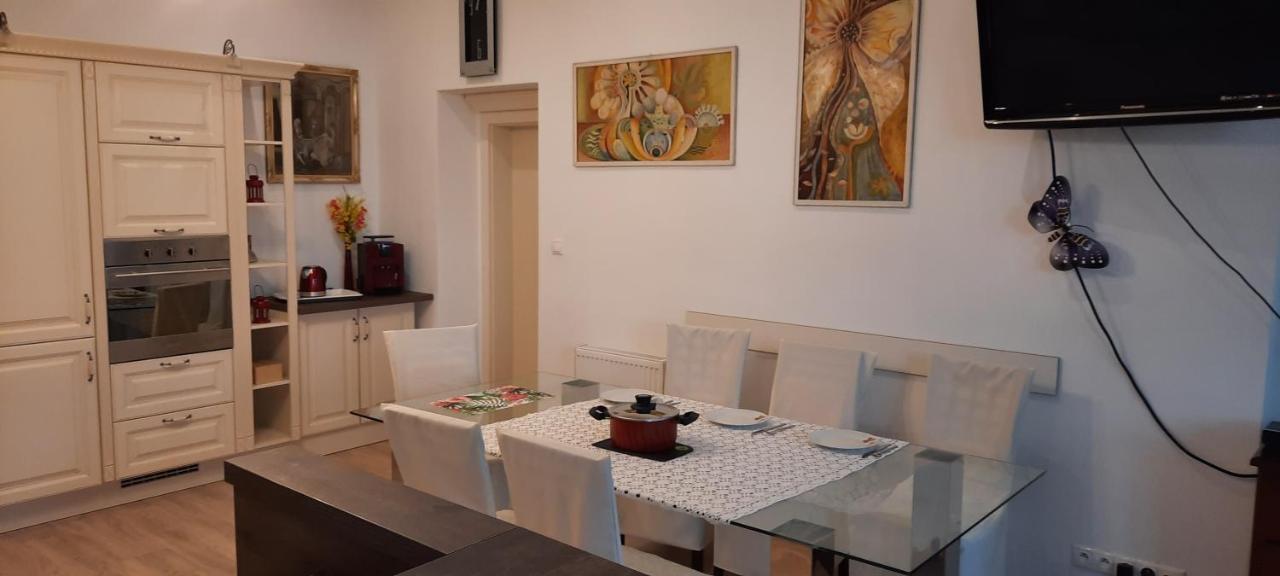 Apartman Ostry Vrsok V Starom Smokovci Apartment Vysoke Tatry Ngoại thất bức ảnh