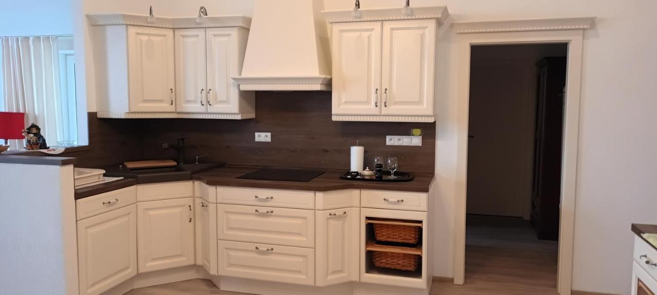 Apartman Ostry Vrsok V Starom Smokovci Apartment Vysoke Tatry Ngoại thất bức ảnh
