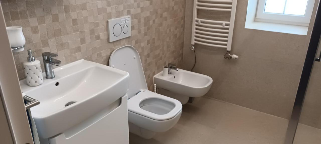Apartman Ostry Vrsok V Starom Smokovci Apartment Vysoke Tatry Ngoại thất bức ảnh